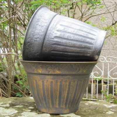 Floral Fluted 13.5'' Planter